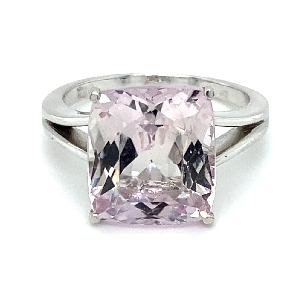 Certified Pink Kunzite 9.36ct Solid 18K Gold Ring